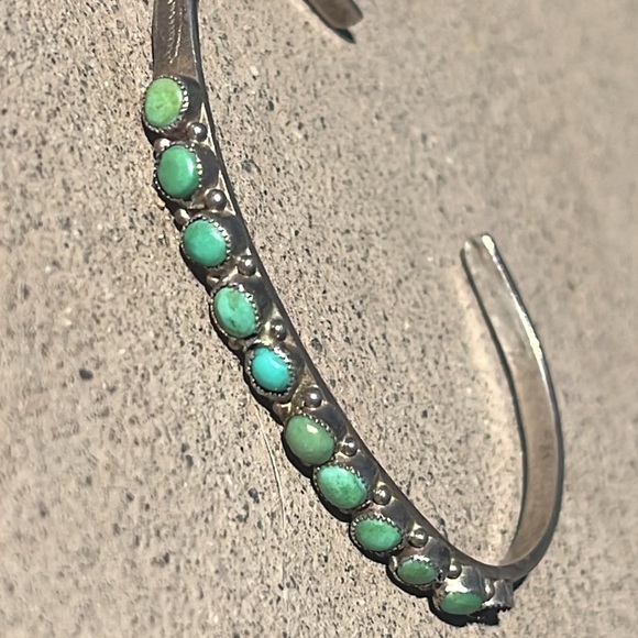 Vintage Native American Silver/Turquoise Row Cuff Bracelet - Picture 16 of 16